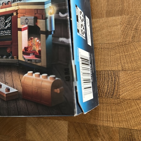 Lego 76385 Harry Potter Hogwarts Moment: Charms Class 256pcs New - Picture 10 of 10